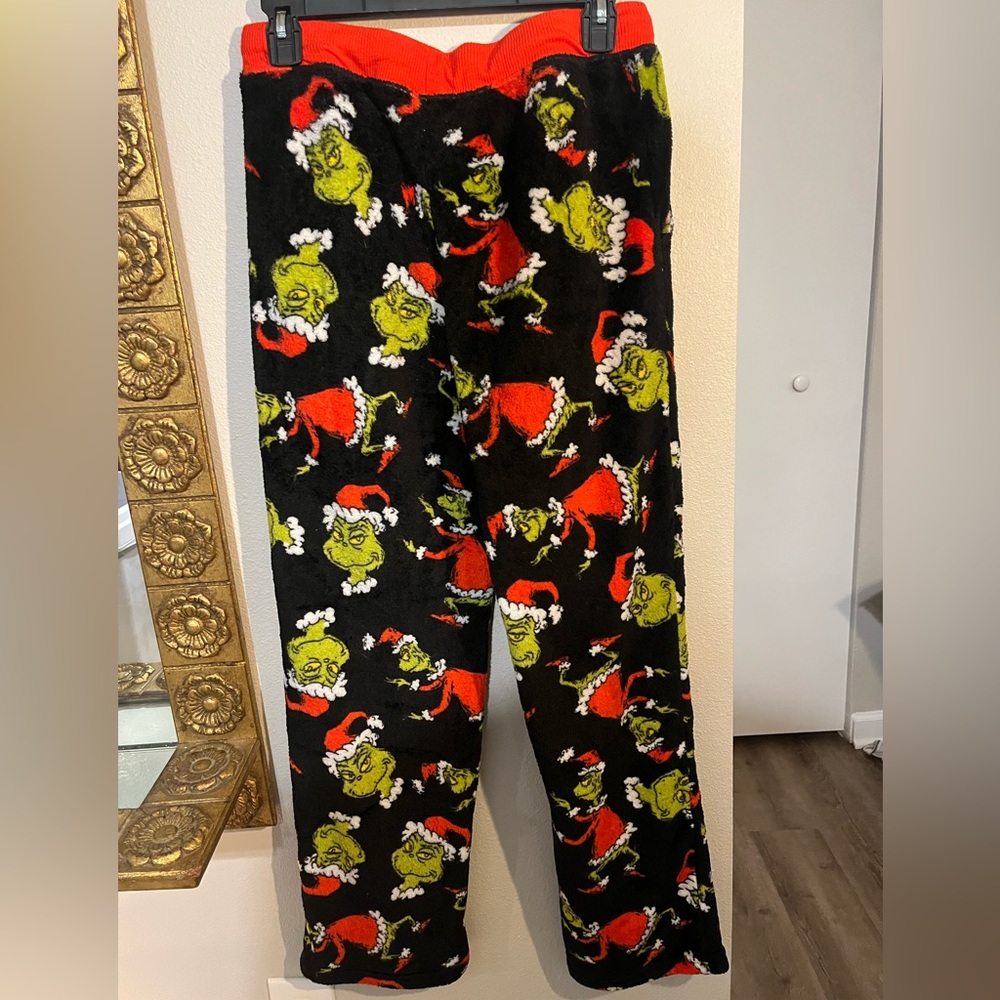 Dr.Suess Grinch Pajamas